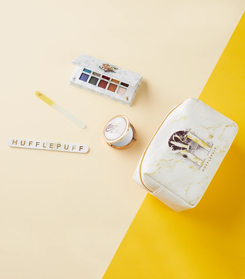 Warner Bros Hufflepuff Cosmetics Bag Bundle Best Sellers 3 Warner Bros Hufflepuff Cosmetics Bag Bundle Best Sellers