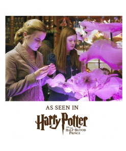 Warner Bros Collectables Love Potion Pendant With Display